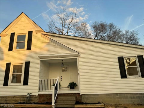 Photo for 127 Beebe Avenue