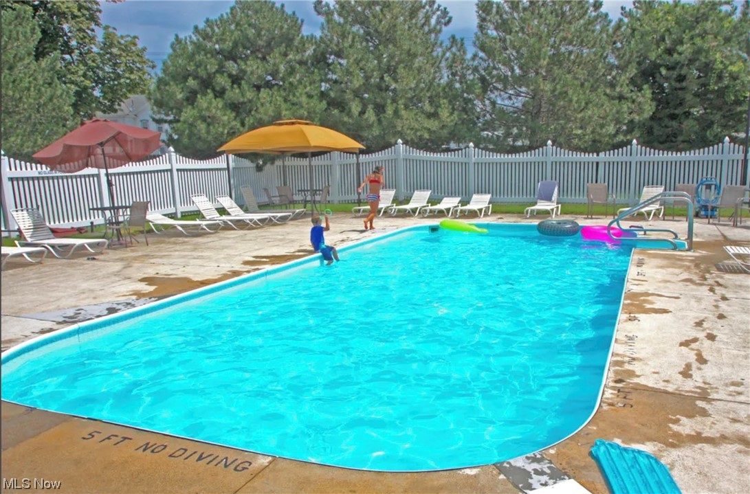 Kelleys Island Quarry Condo - Residential