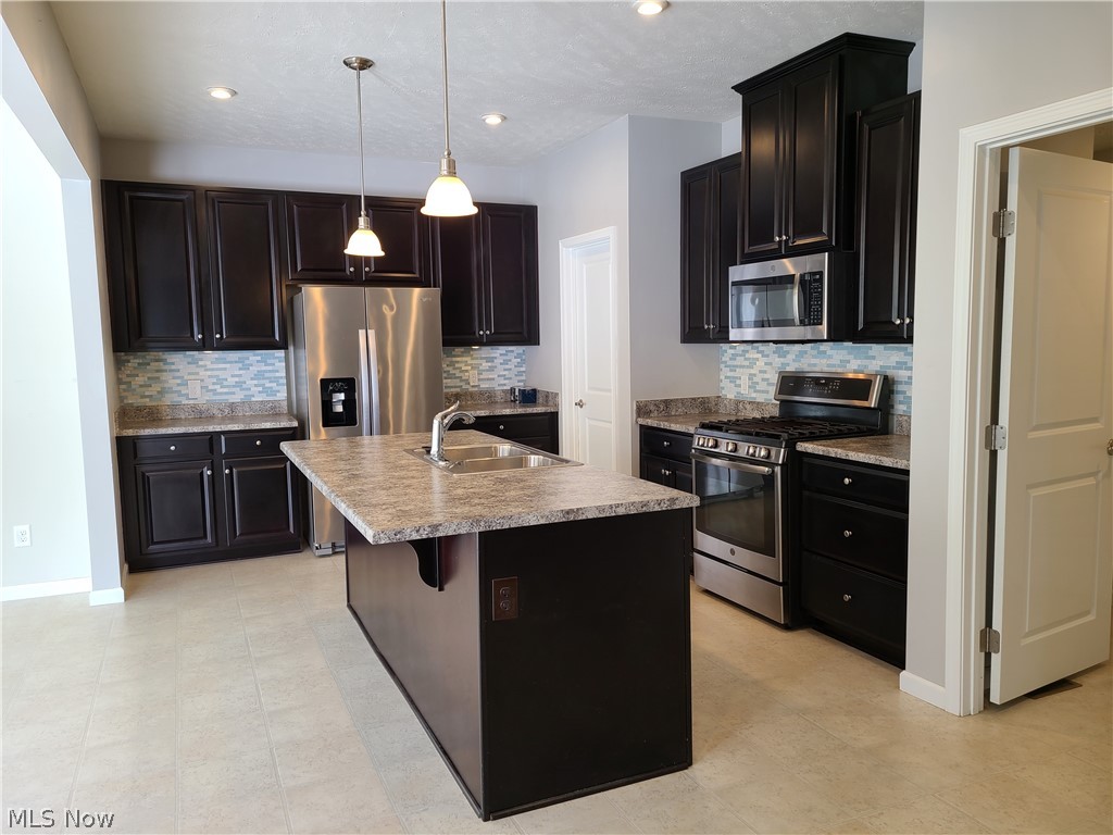 Cranberry Creek Sub - Residential Lease