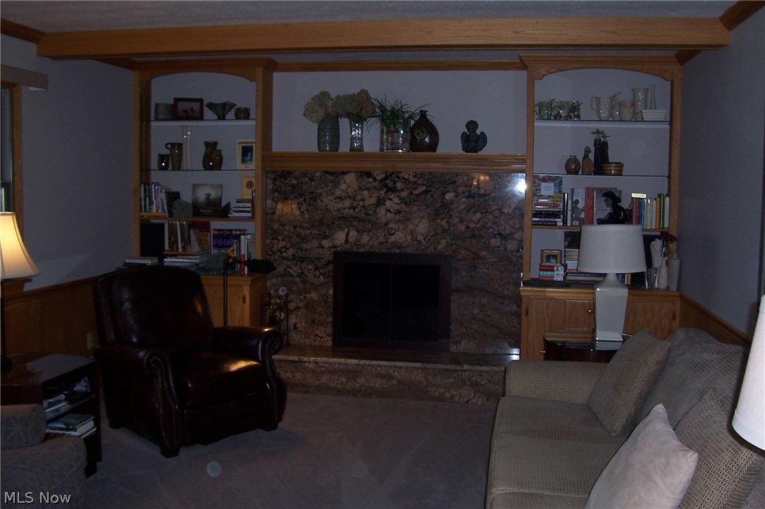 I J Sigle 01 - Residential