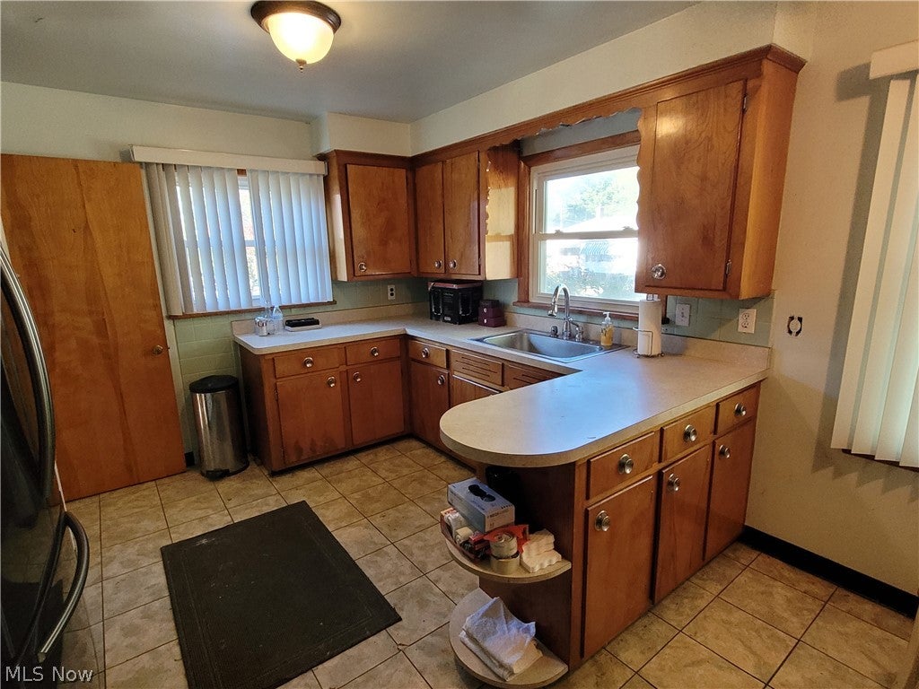 6048 Pearl Road