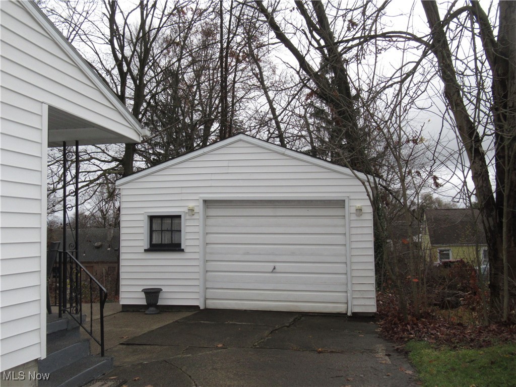 3437 Wayside Drive, Youngstown, Ohio image 32