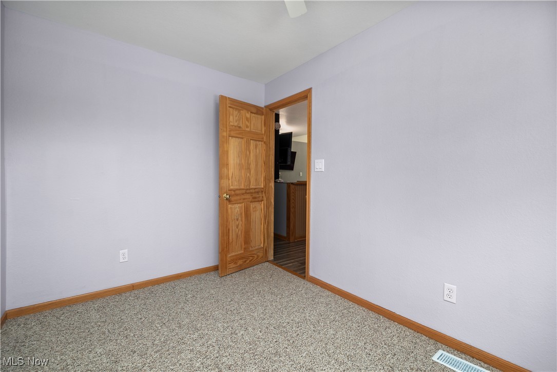 1287 E Garnet Avenue, Port Clinton, Ohio image 33