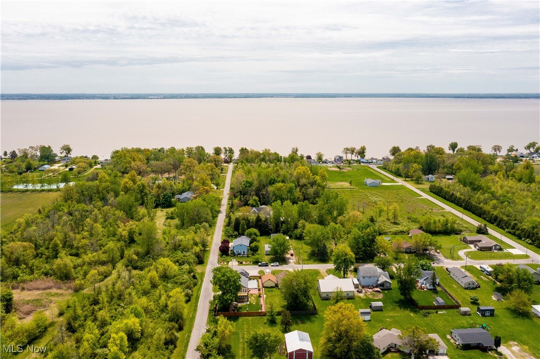 1287 E Garnet Avenue, Port Clinton, Ohio image 46