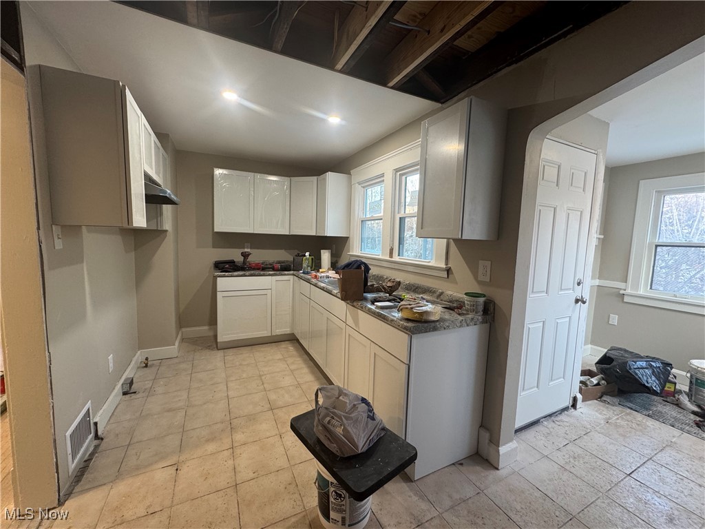 Stewart Frosbie & Fords - Residential