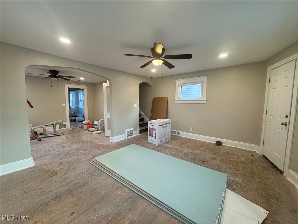 Stewart Frosbie & Fords - Residential