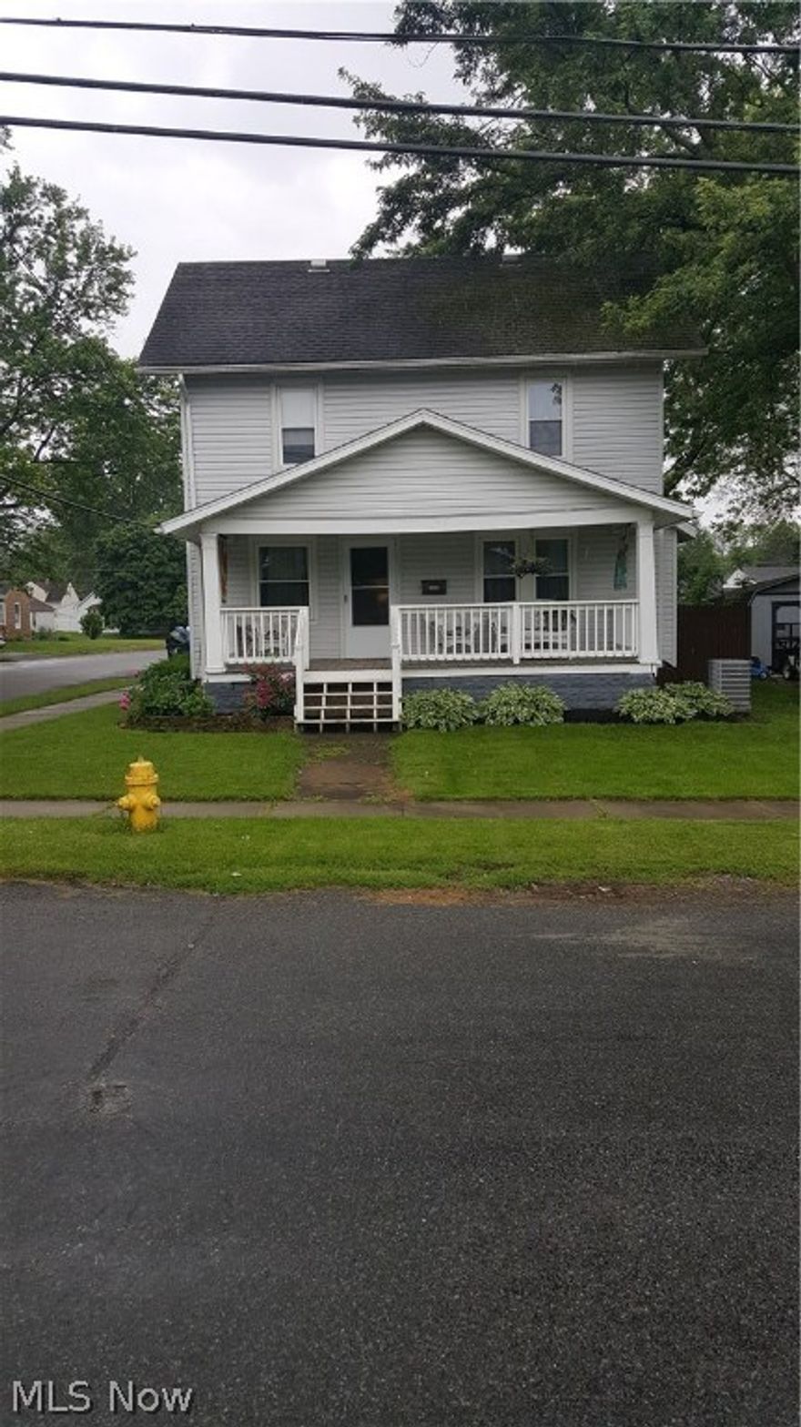 **JUST REDUCED**GREAT FAMILY STARTER! This meticulously kept,  3 bedroom corner fenced in lot,  2 car garage home is ready for a lifetime of memories with it's new family!  Featuring new carpet (6/2017)  throughout, new bath tub and flooring in the bathroom (2017),  Kitchen updates (2017), Electrical panel appliances and hot water tank (2016), Bamboo flooring and porch(2015), high efficient furnace and A/C unit (11/2013) the list goes on and on! These updates definitely provide peace of mind!  Don't miss out on this opportunity. Schedule a showing today!