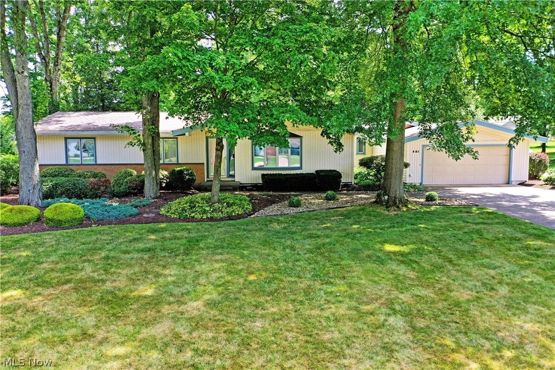 221 Southview Road