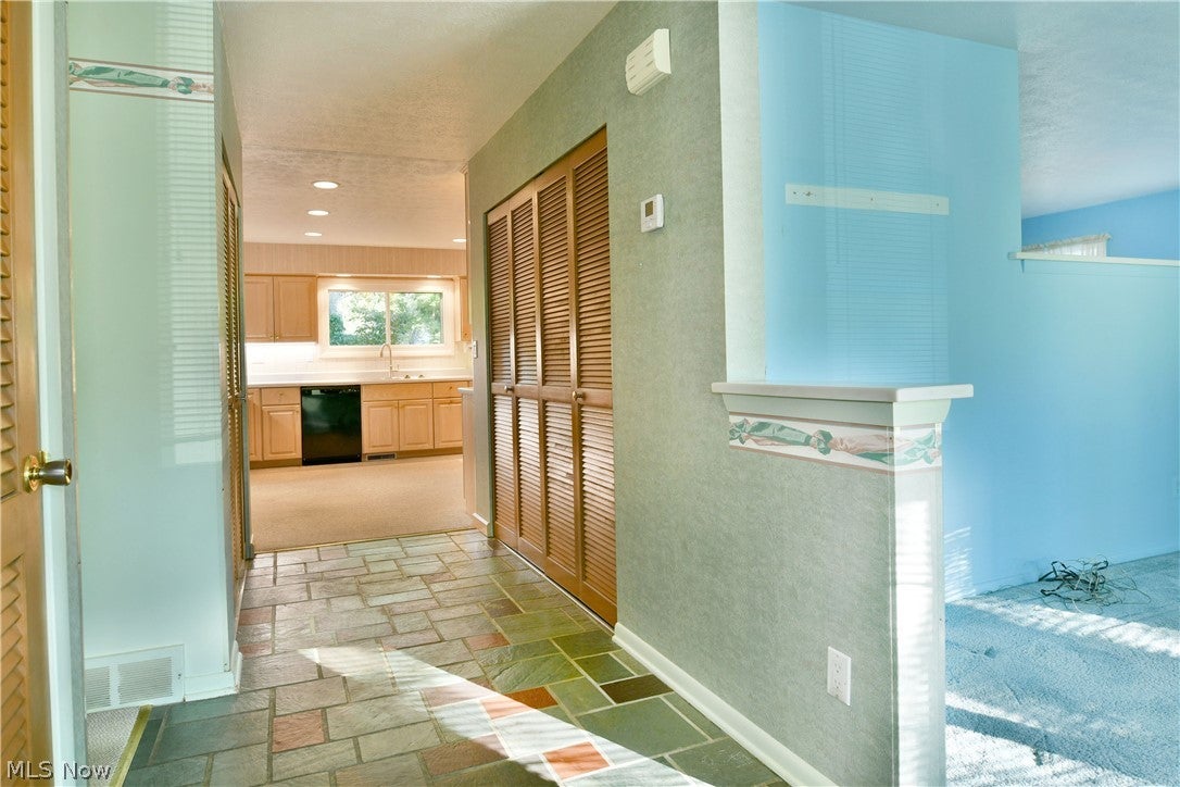 221 Southview Road