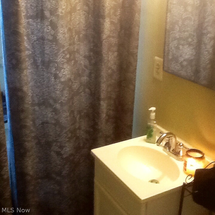 Ridgewood Park - Residential Income