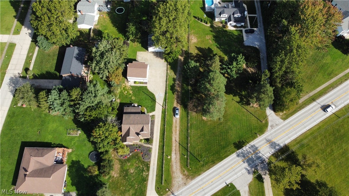 9547 Johnnycake Ridge Road