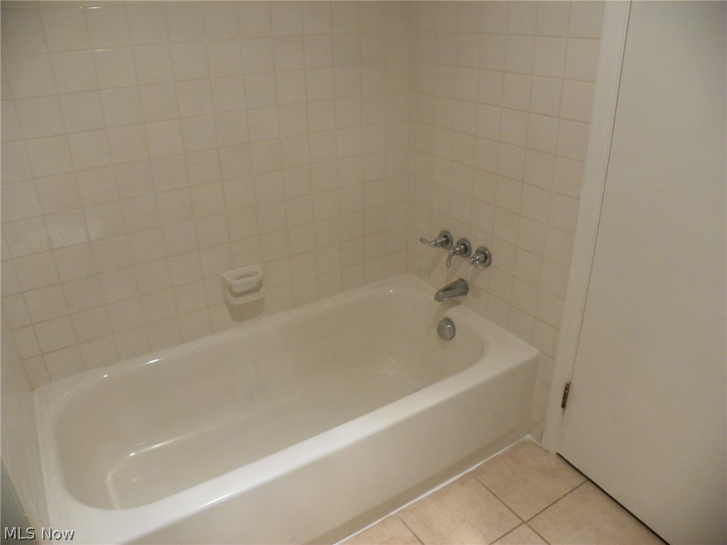 Independence Place West Condo - Residential