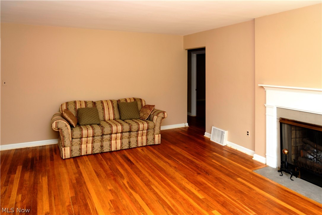 Mayfield 01 - Residential