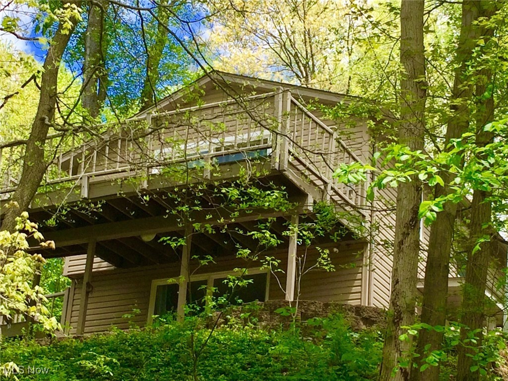 7121 Fable Rd, Sherrodsville, Ohio image 4