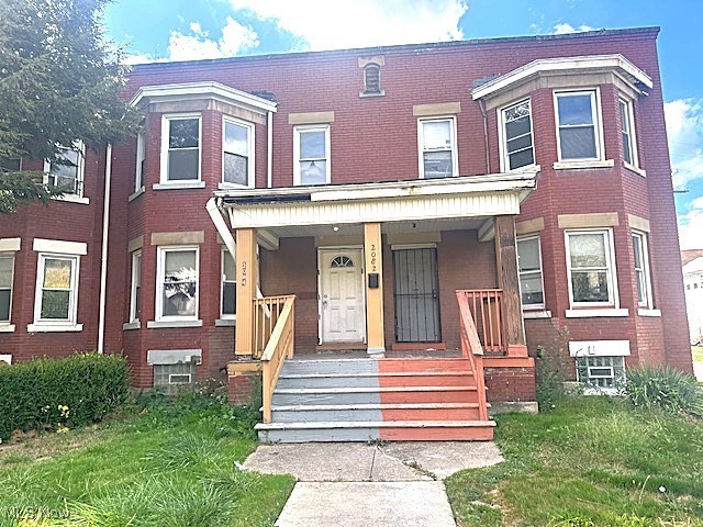 2082 W 98th Street