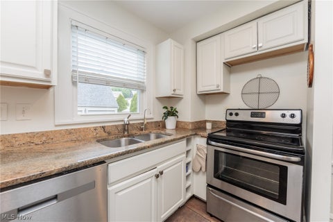 Tiny photo for 5860 Wickfield Drive, Parma Heights, OH 44130 (MLS # 5226317)