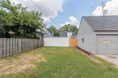 Tiny photo for 5860 Wickfield Drive, Parma Heights, OH 44130 (MLS # 5226317)