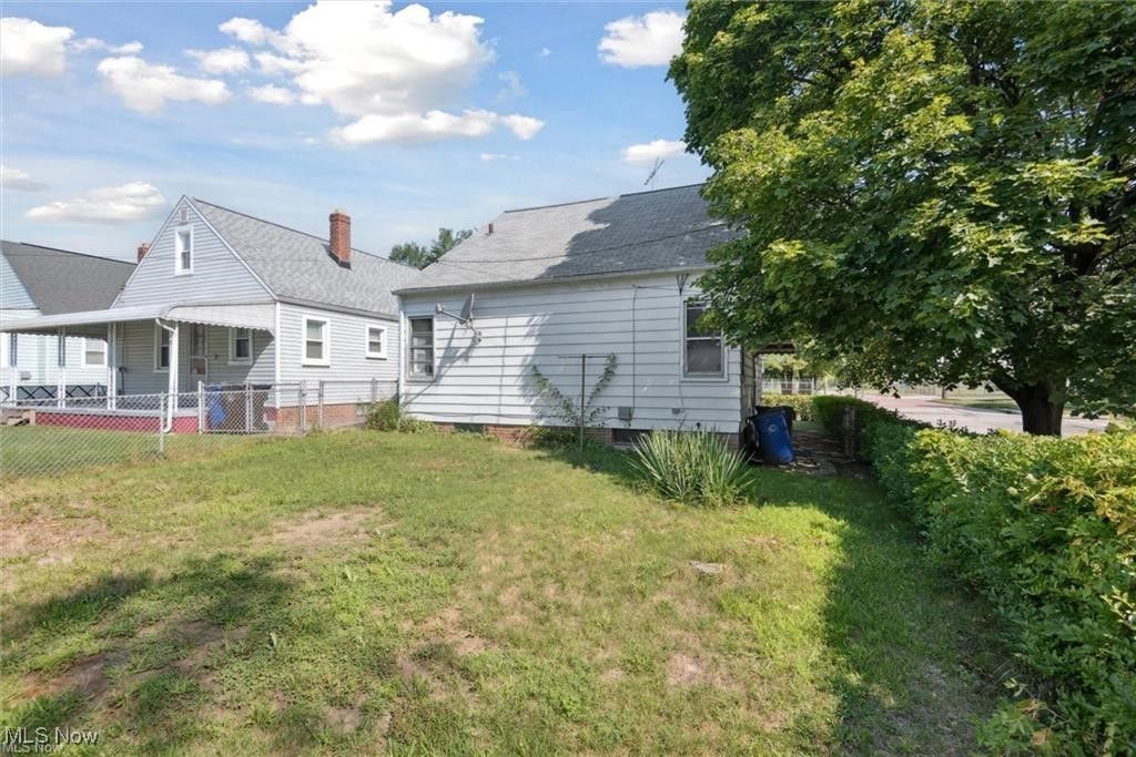 Photo of 11401 Western Avenue, Cleveland, OH 44111 (MLS # 5182427)