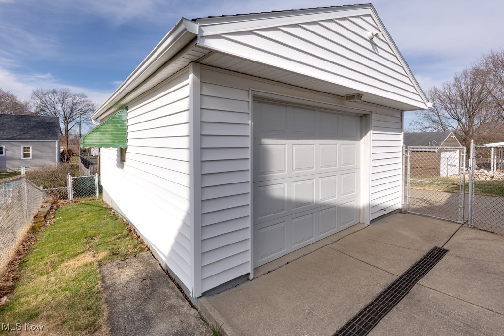 1485 Haynes Avenue, Barberton, Ohio image 27