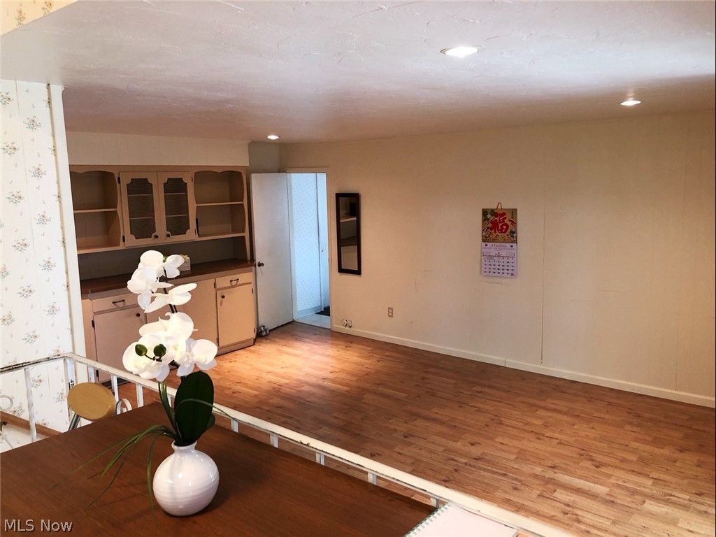 Rapid Transit Land Sales Compa - Residential