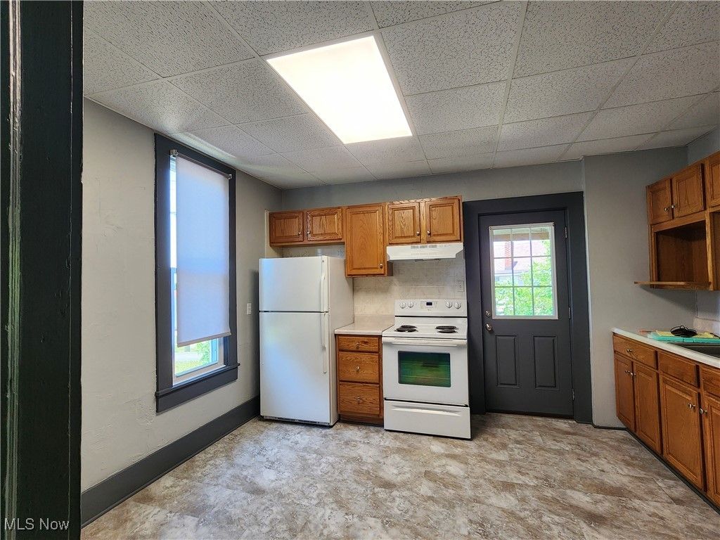 Photo of 139 Highland Avenue, Cambridge, OH 43725 (MLS # 5167662)