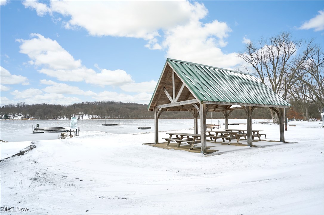 Luna Lake - Residential