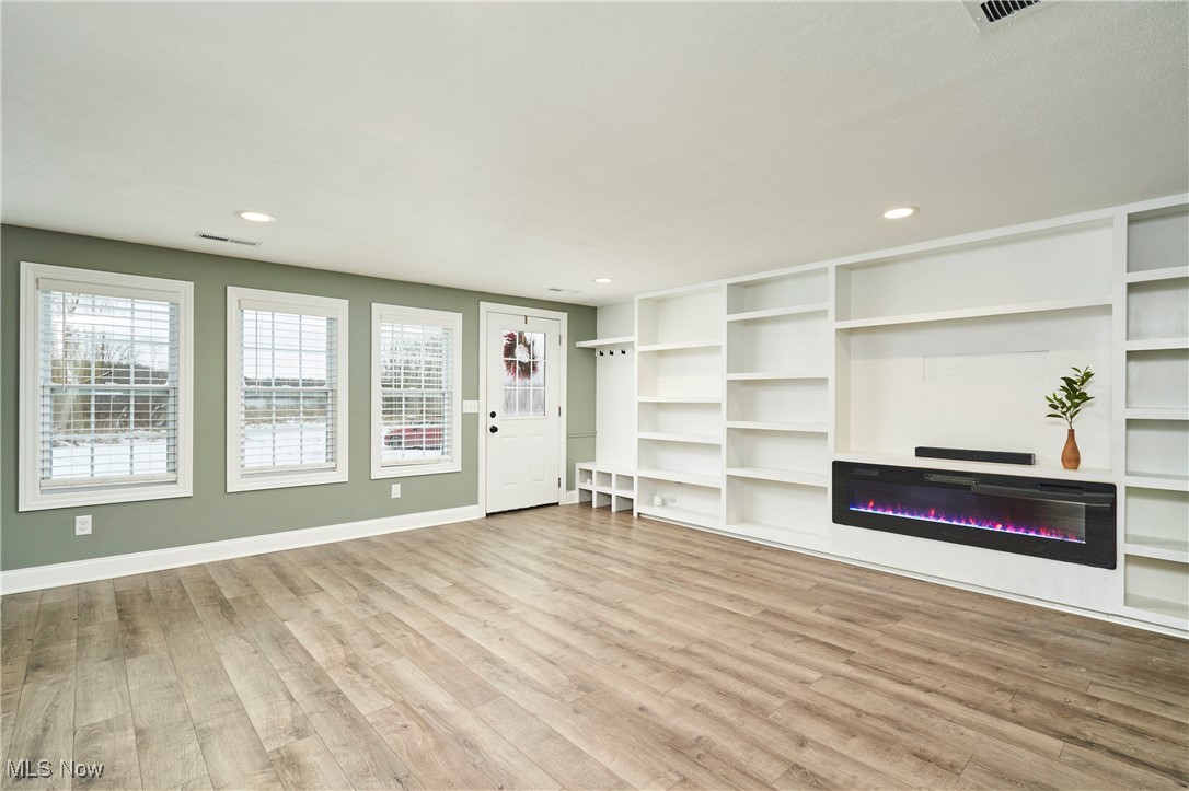 Luna Lake - Residential