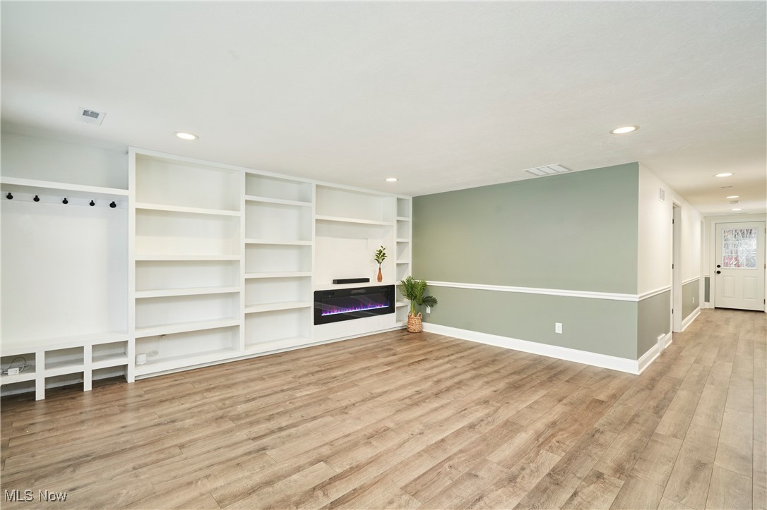 Luna Lake - Residential