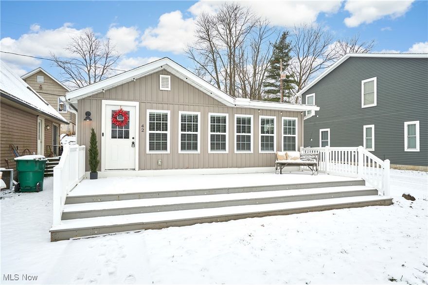 Check out this completely updated 3 bedroom lakeside ranch with an expansive front deck. Make this your vacation home or go on vacation every day of the year. Low maintenance living due to the 2020/2021 gut renovation including kitchen, bath, roof, furnace, h20, electrical and plumbing. Get to know the private Luna Lake community with a 64 acre lake with about 75 homes clubhouse, beach, ballfields and playground. Great boating, fishing, skiing and swiming.