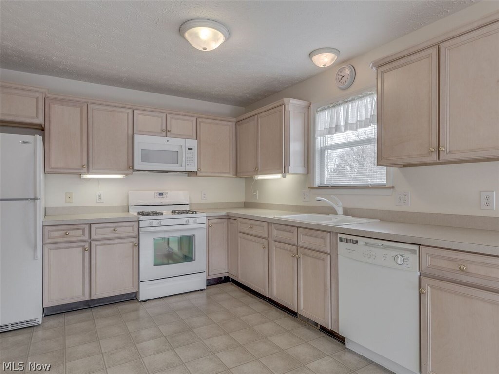 Village/Marsh Lndg Condo - Residential