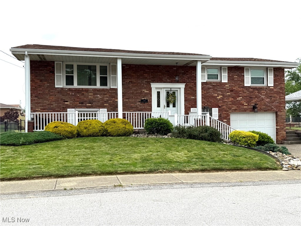 30 ALLISON AC - Residential