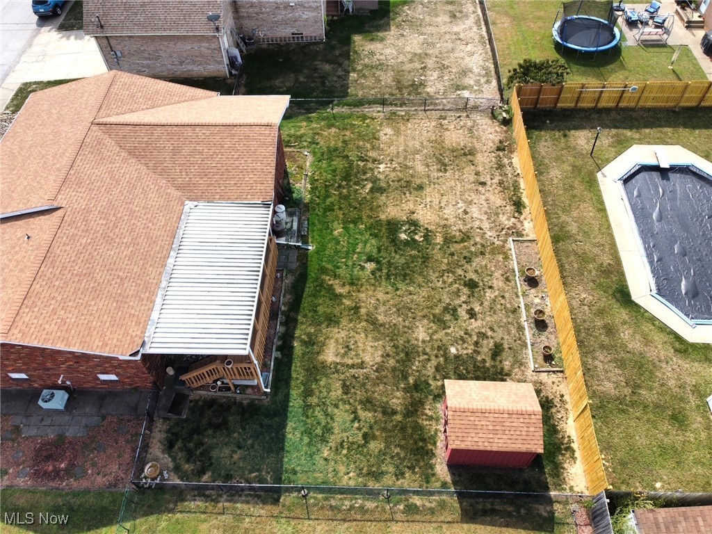 30 ALLISON AC - Residential