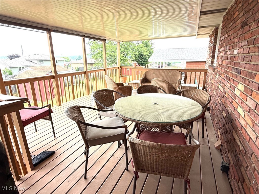 30 ALLISON AC - Residential