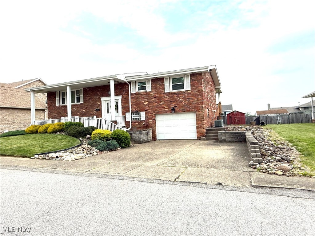 30 ALLISON AC - Residential