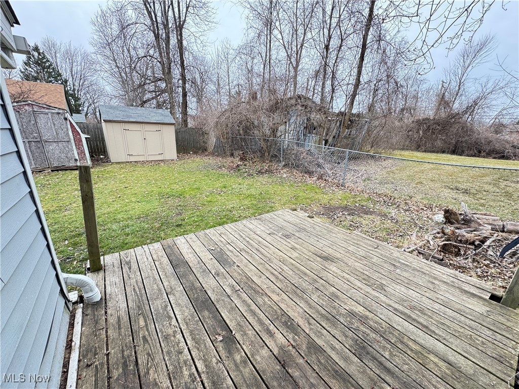 616 Carson Street, Painesville, Ohio image 13