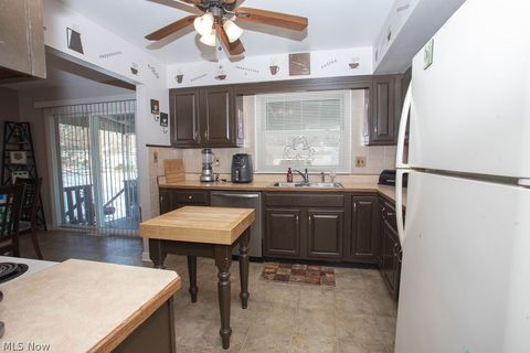 Tiny photo for 3490 Warwick Court, Canfield, OH 44406 (MLS # 5186446)