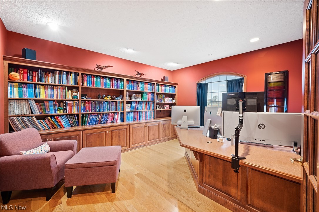 Connecticut Western Reserve - Residential