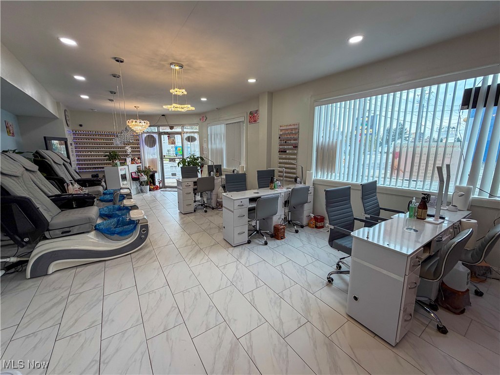 Bellevue Add - Commercial Sale