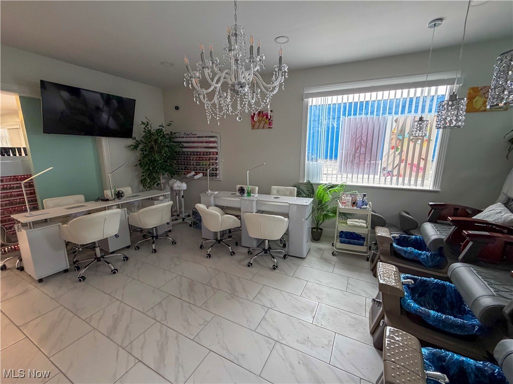 Bellevue Add - Commercial Sale