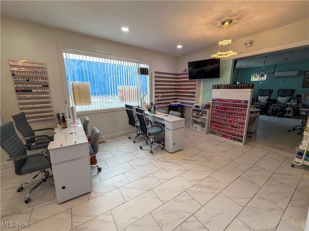 Bellevue Add - Commercial Sale