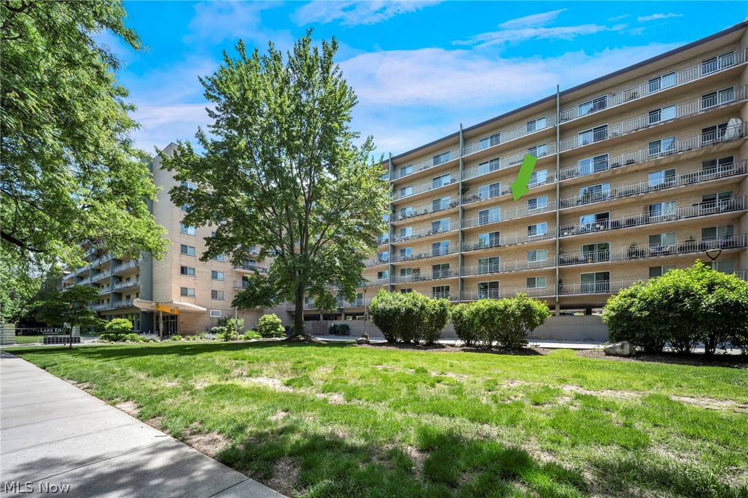 10301 Lake Avenue 506