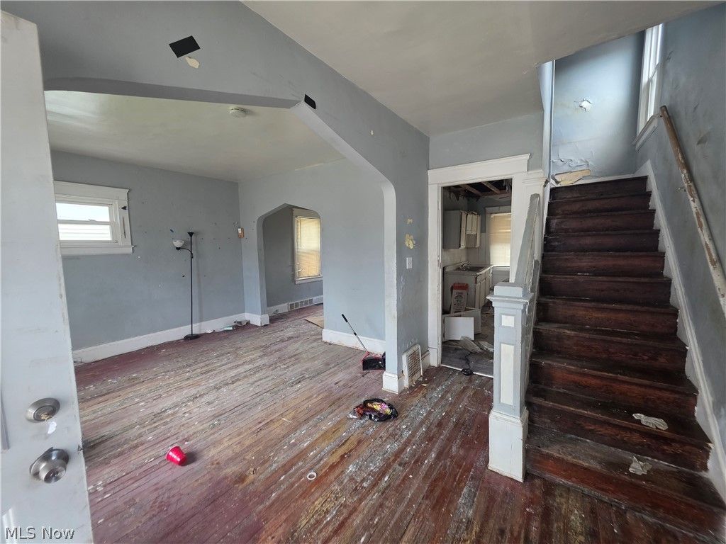 Photo of 13116 Harvard Avenue, Cleveland, OH 44105 (MLS # 5202405)