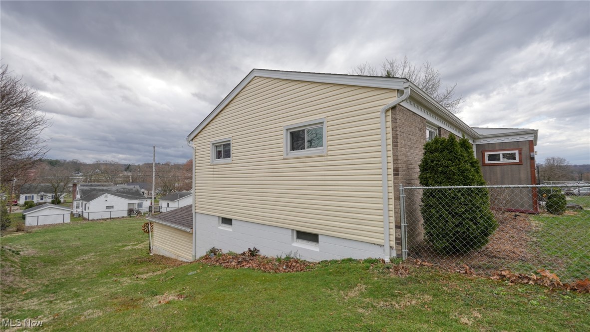 1336 S 13th Street, Coshocton, Ohio image 34