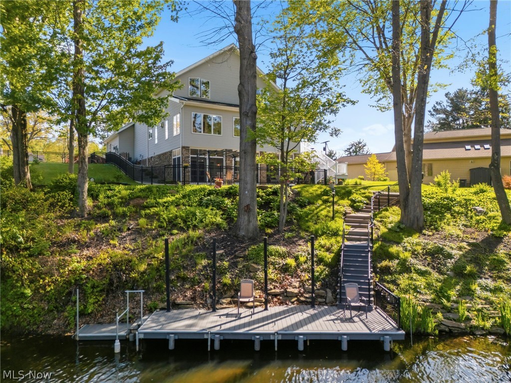 Willowdale Lake - Residential