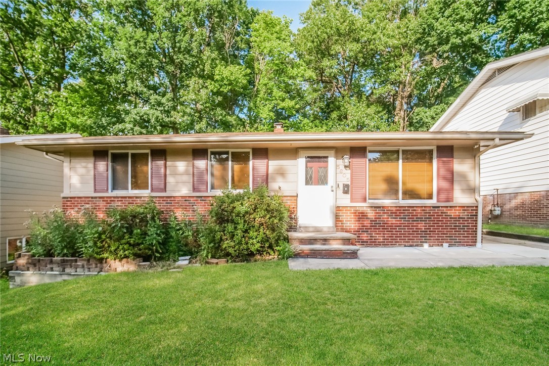 5605 Andover Boulevard, Garfield Heights, Ohio image 1