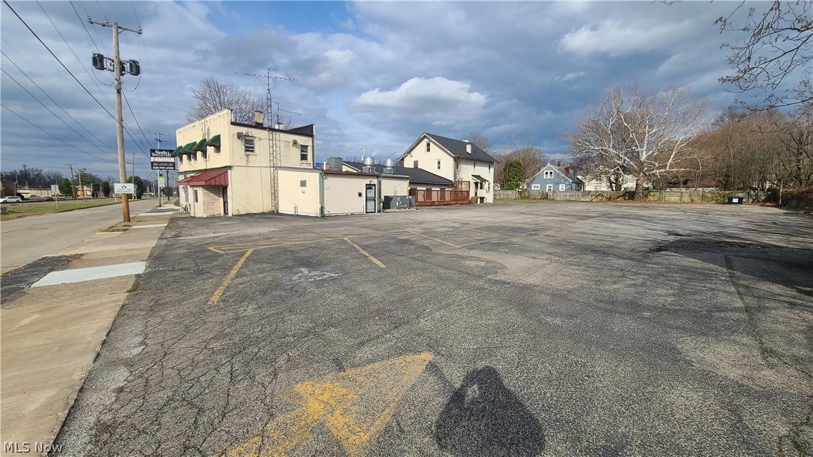 Youngstown City - Commercial Sale