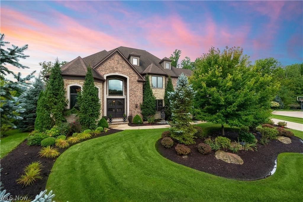 Photo of 3600 Oxford Circle, Westlake, OH 44145 (MLS # 5197606)