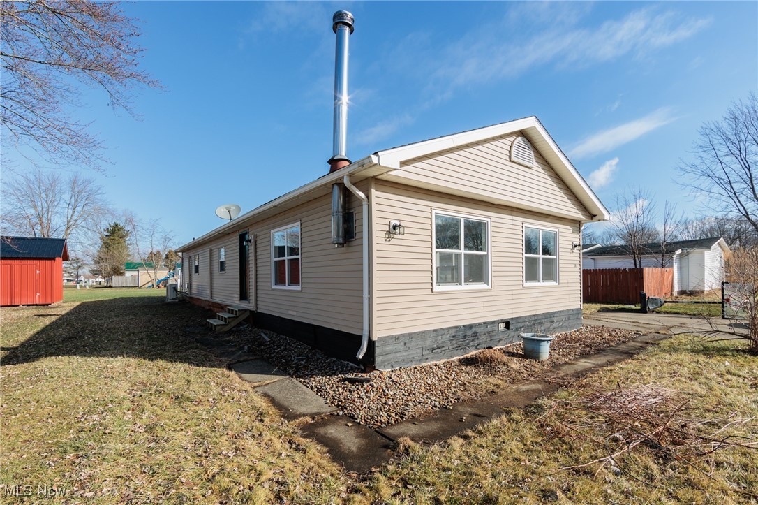 38 Anglers Lane, LaGrange, Ohio image 2