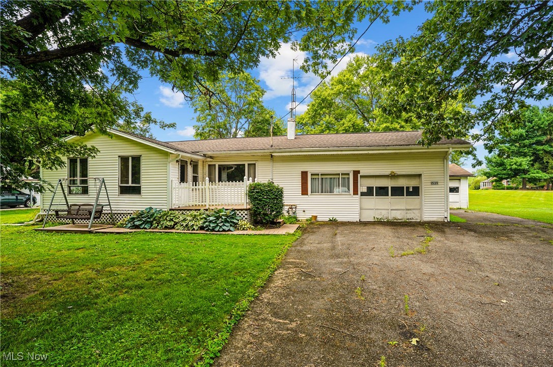 Welcome to 1539 Kenyon Ave SW, a solidly built home with endless potential nestled in a quiet neighborhood of Massillon. This property offers a fantastic opportunity for investors, renovators, or anyone looking to create their dream home with some cosmetic updates.
Featuring a classic layout, this home has good bones and a strong foundation, making it the perfect canvas for your personal touches. With multiple bedrooms, generous living space, and a comfortable yard, this home is ready for a new owner to bring it back to life.
Whether you're looking to add to your investment portfolio or settle into a space you can truly make your own, this property has the structure and charm to support your vision.