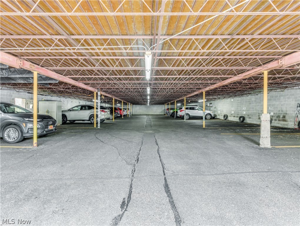 Silver Lake Towers Condo - Residential